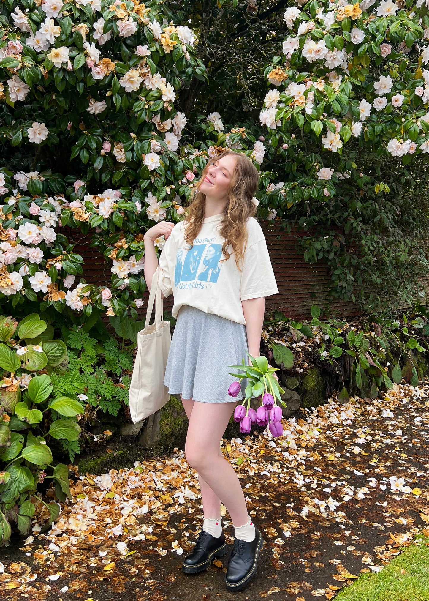 i've got my girls tee in ivory / blue