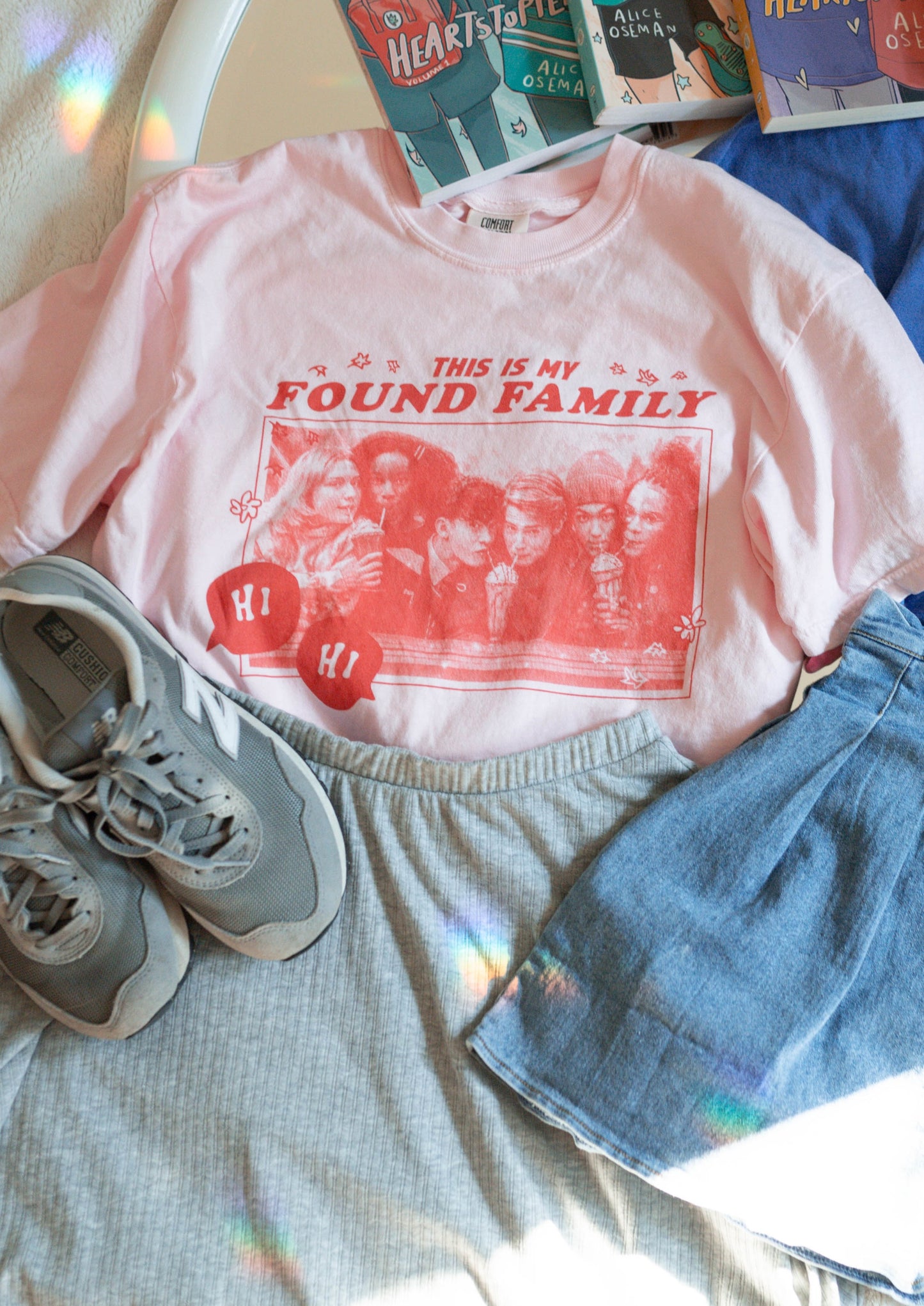 found family heartstopper tee in pink