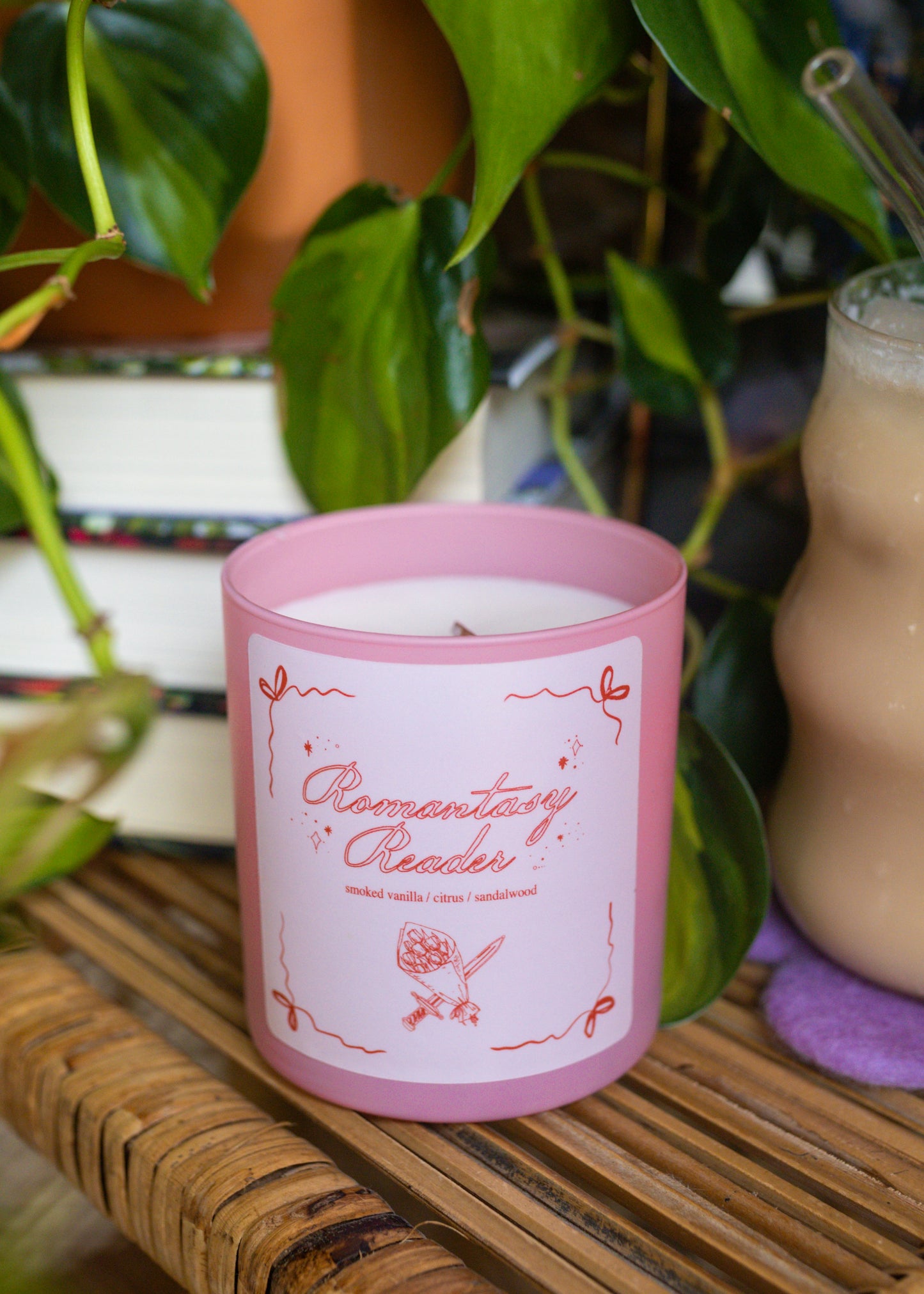 romantasy reader candle