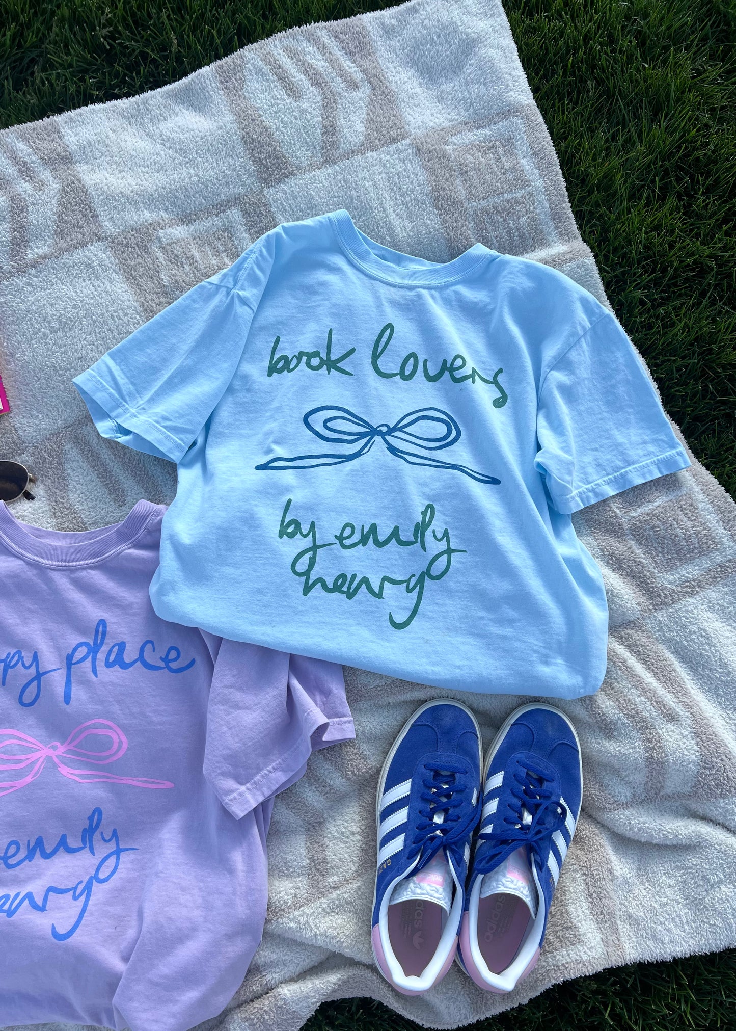 book lovers tee