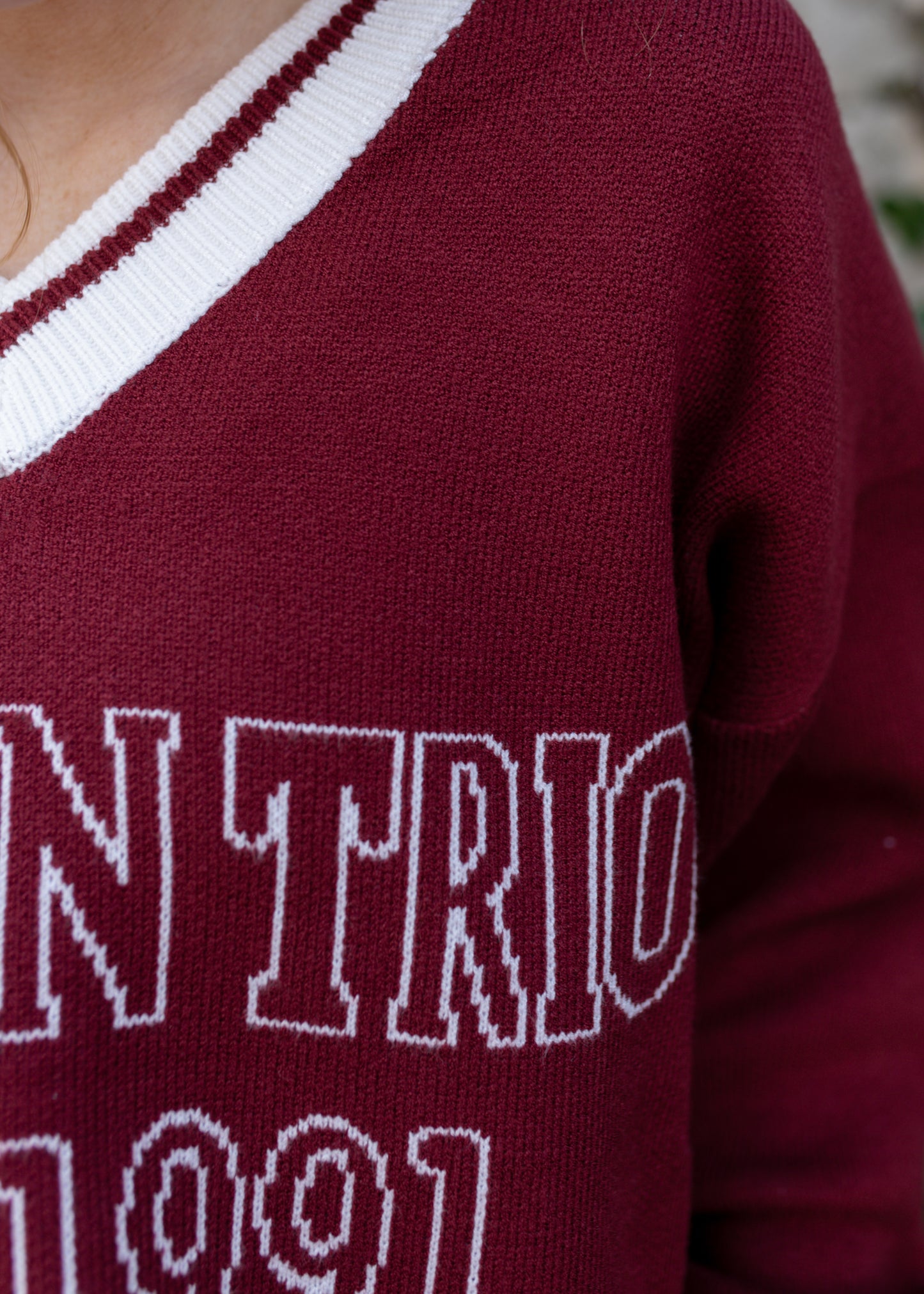 GOLDEN TRIO SWEATER