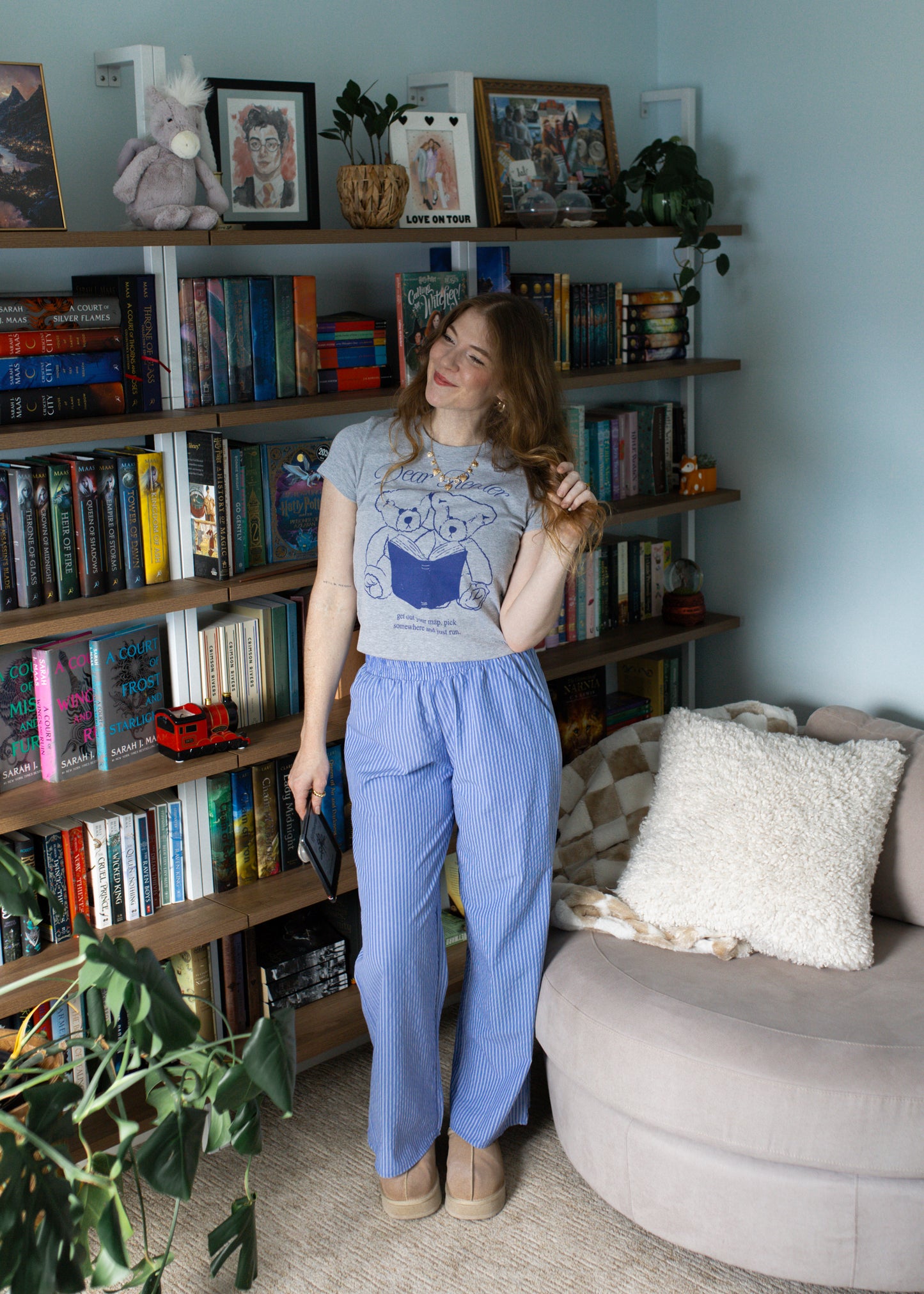 turning pages pants in denim blue