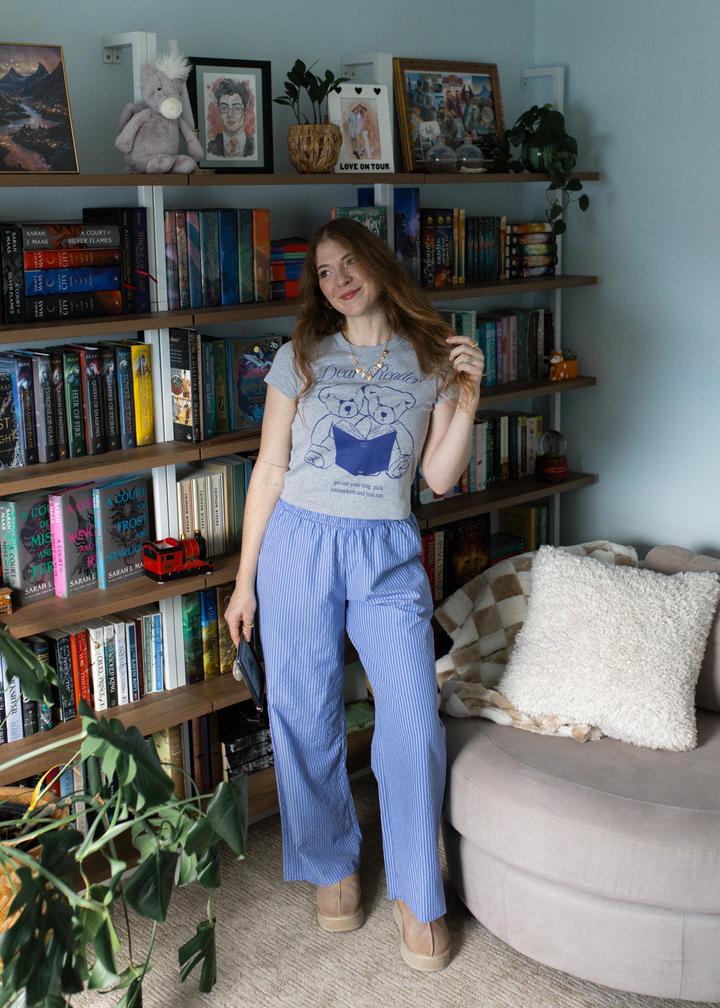 turning pages pants in denim blue
