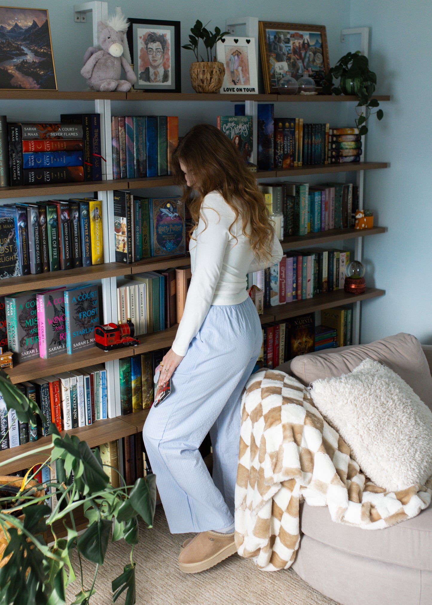 turning pages pants in light blue
