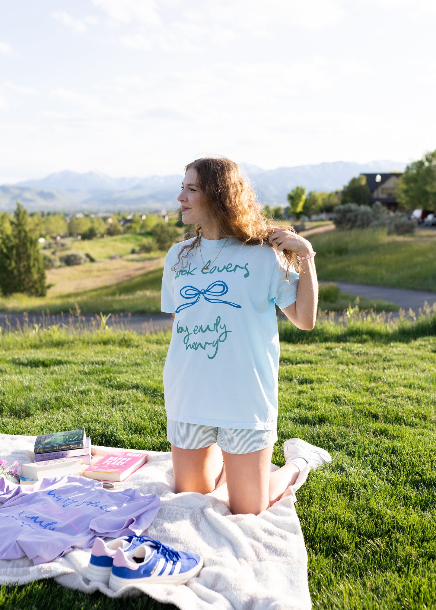 book lovers tee