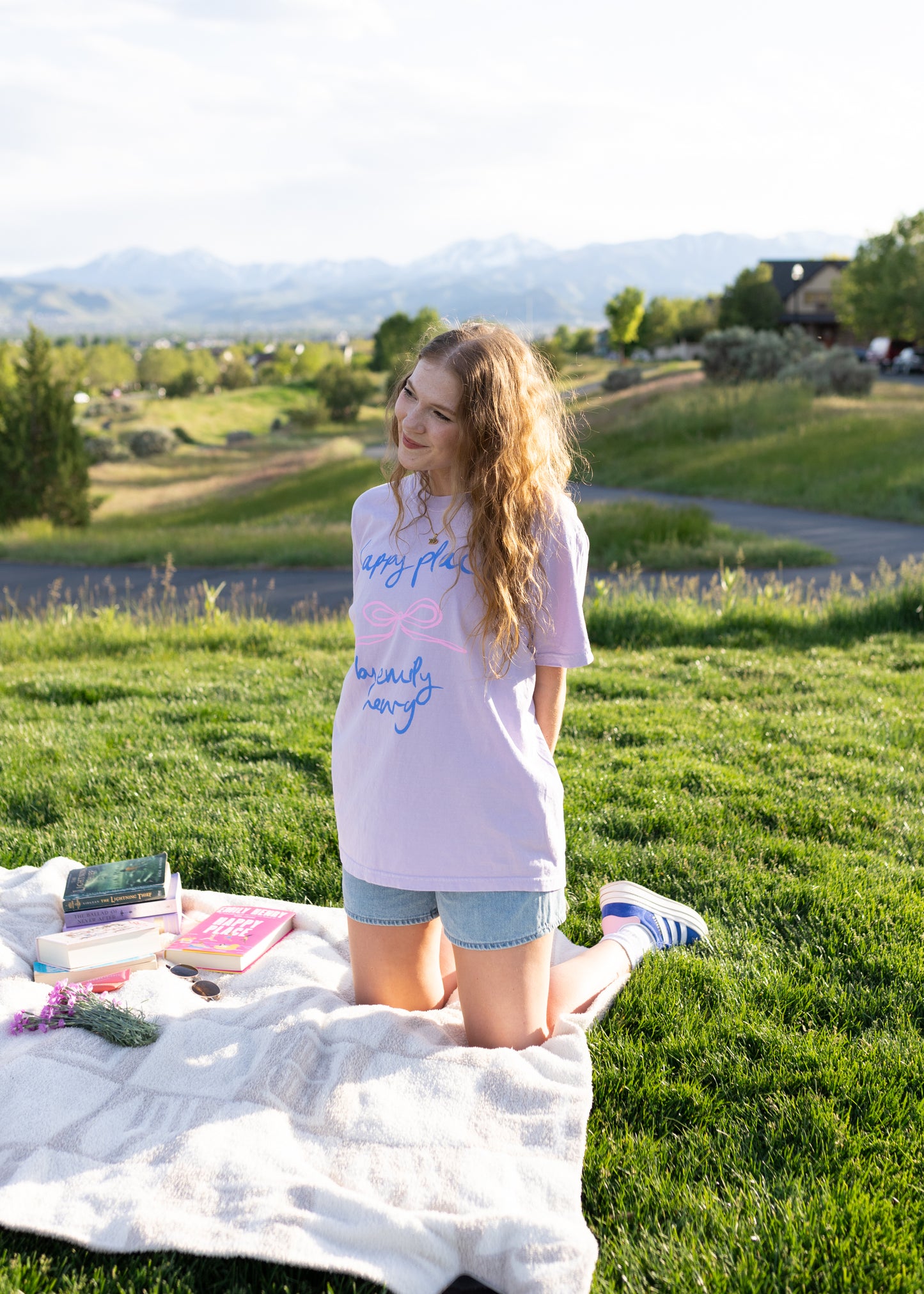 happy place tee