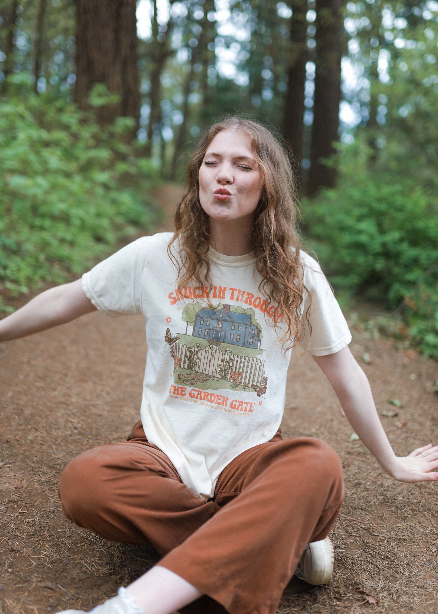 garden gate tee