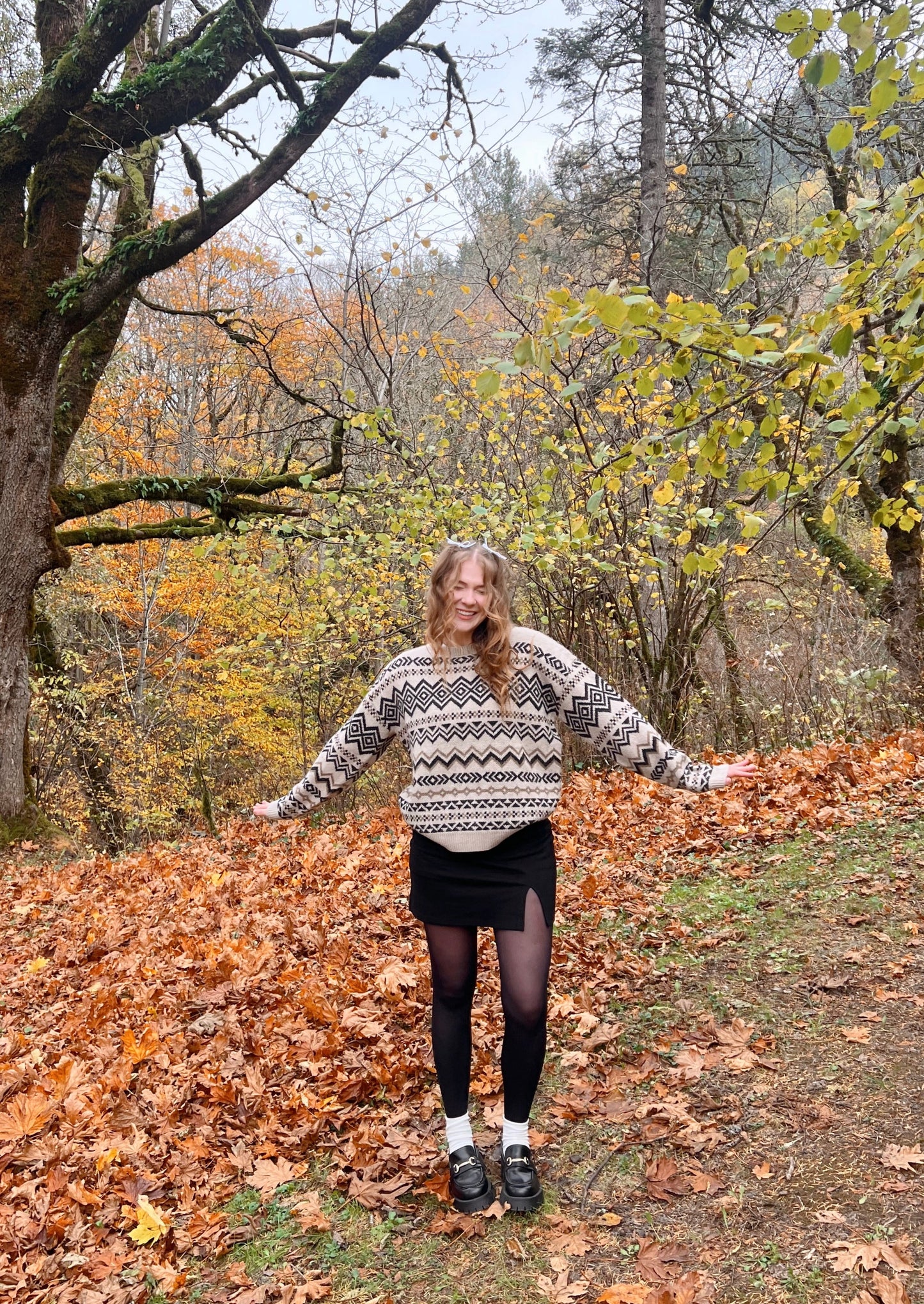 moony sweater