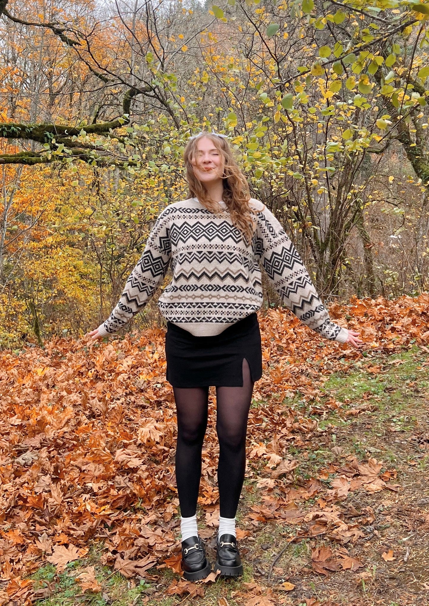 moony sweater