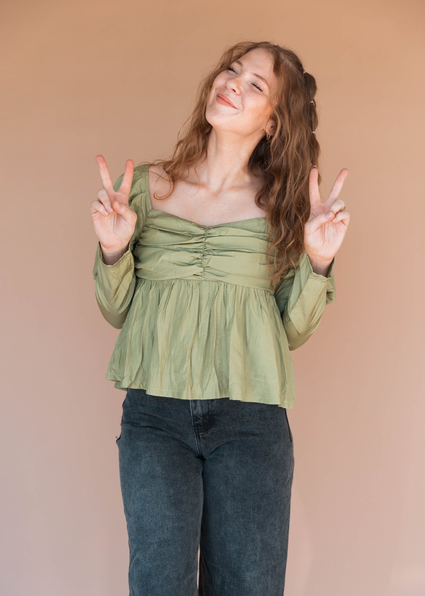 kiwi puff sleeve top