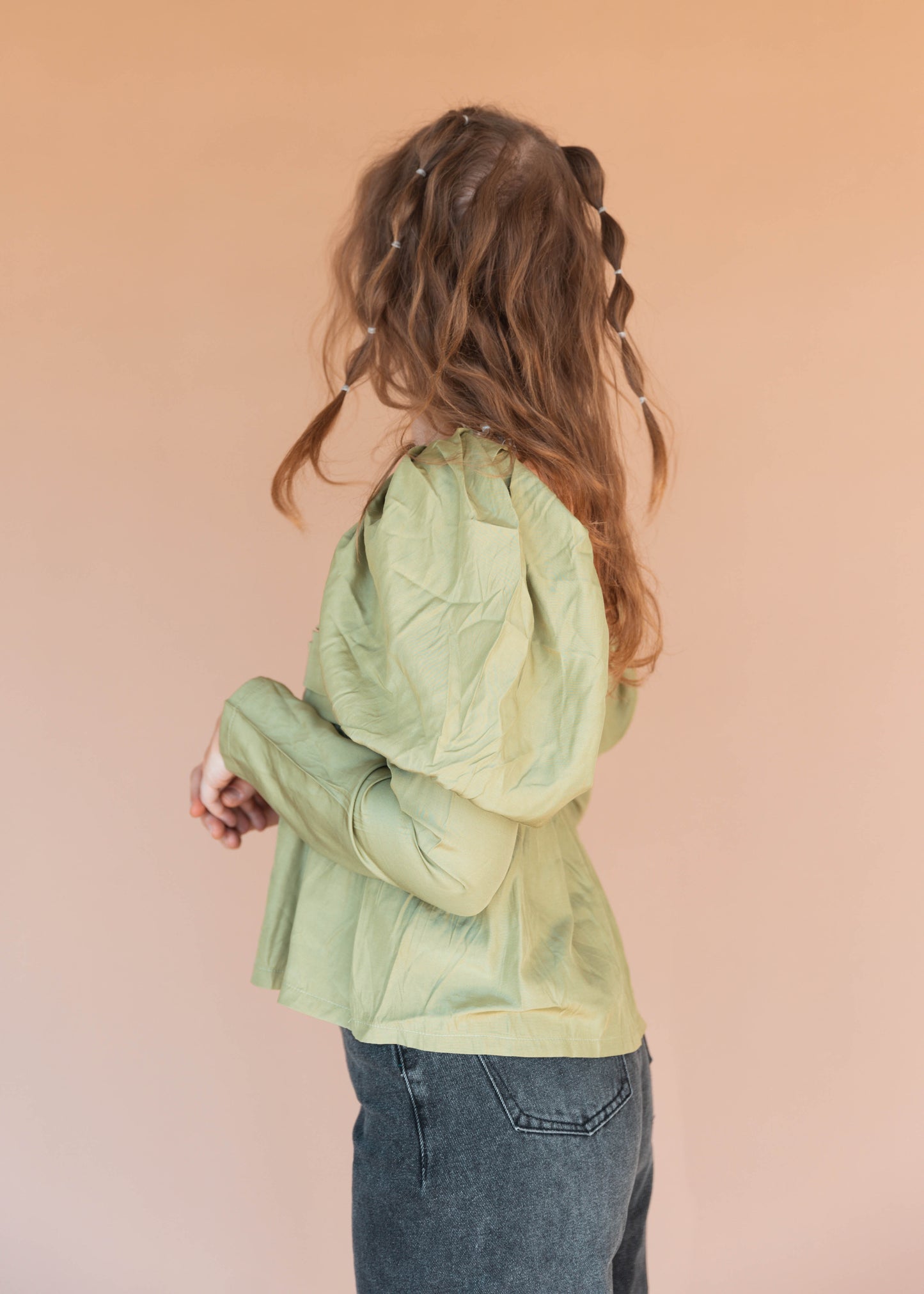 kiwi puff sleeve top