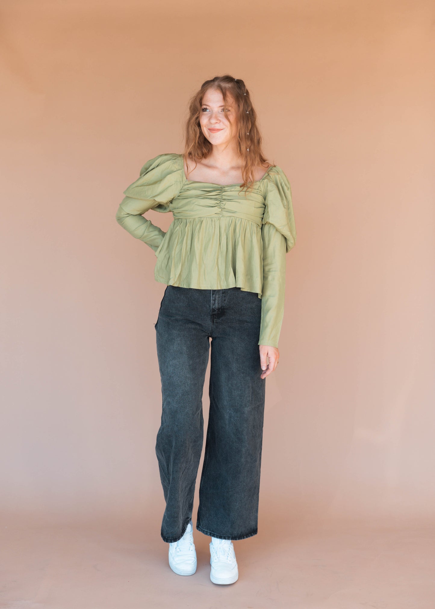 kiwi puff sleeve top