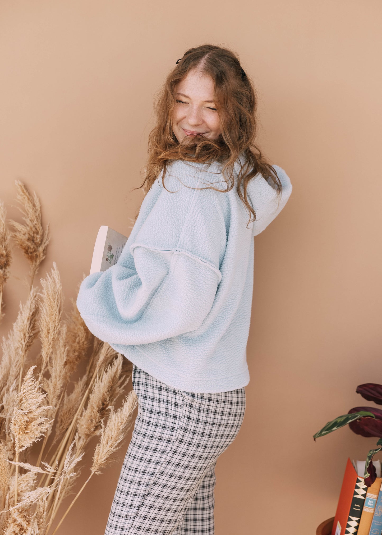 sunrises & spells sherpa in blue