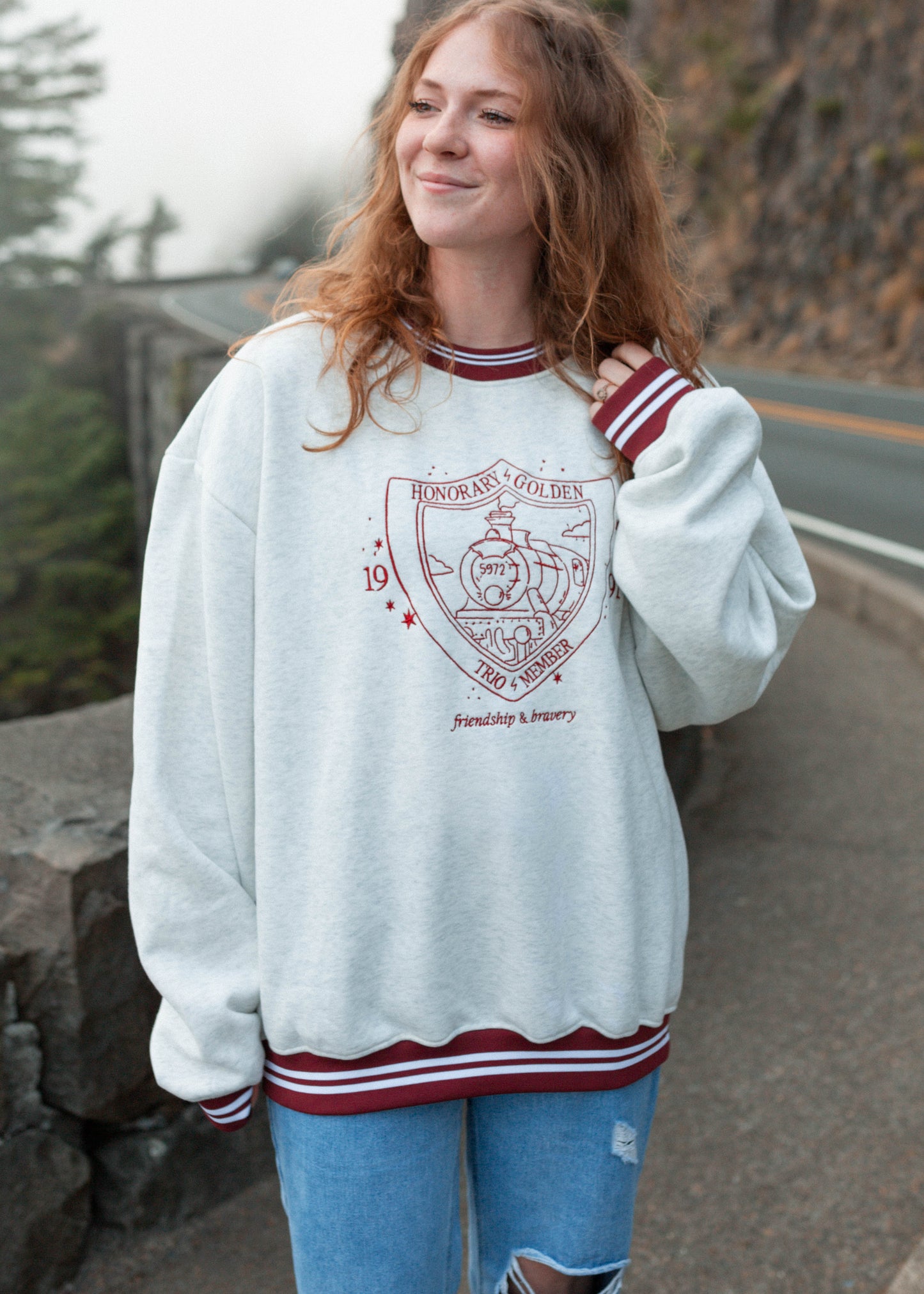 HONORARY GOLDEN TRIO RETRO CREWNECK
