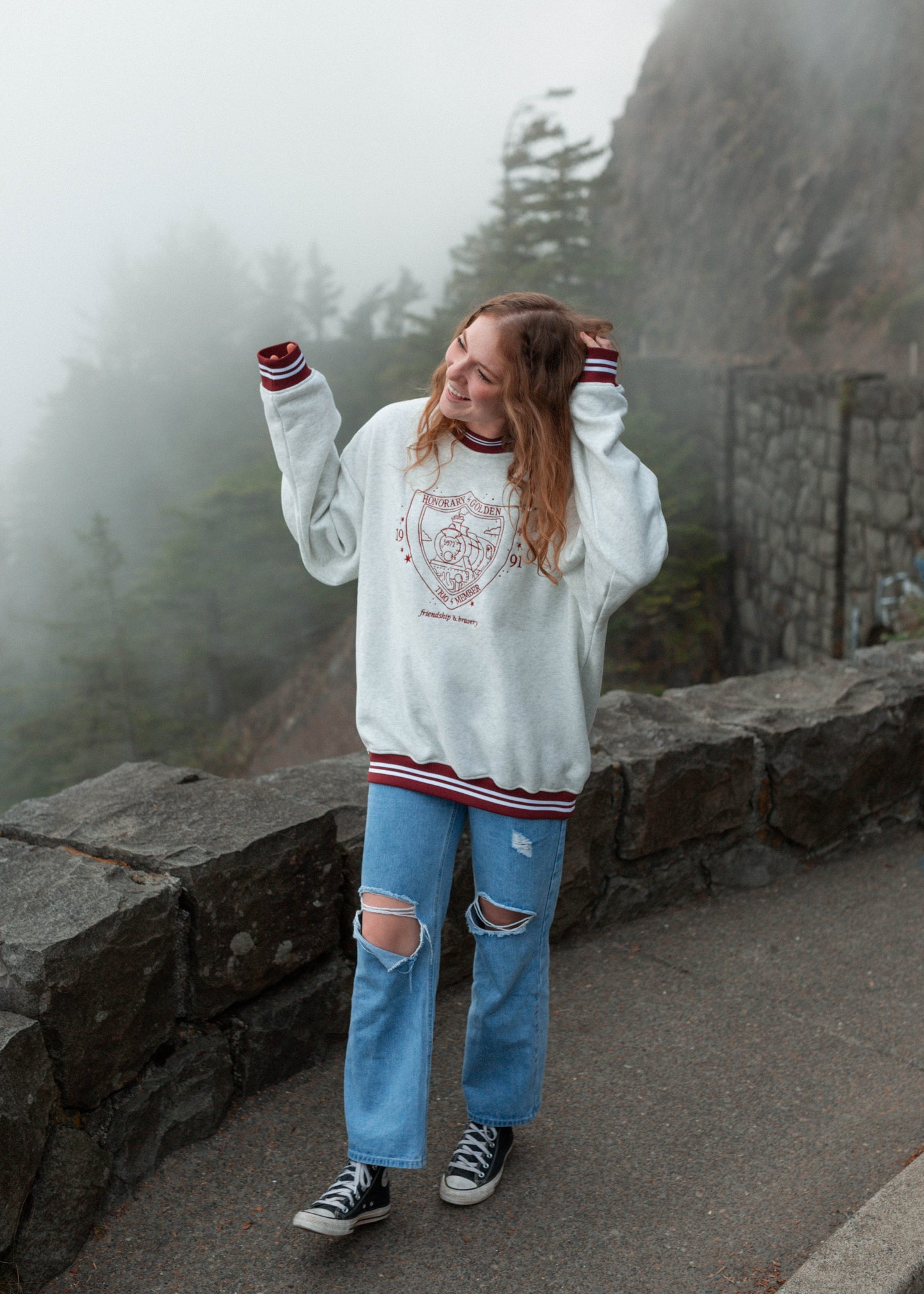 HONORARY GOLDEN TRIO RETRO CREWNECK