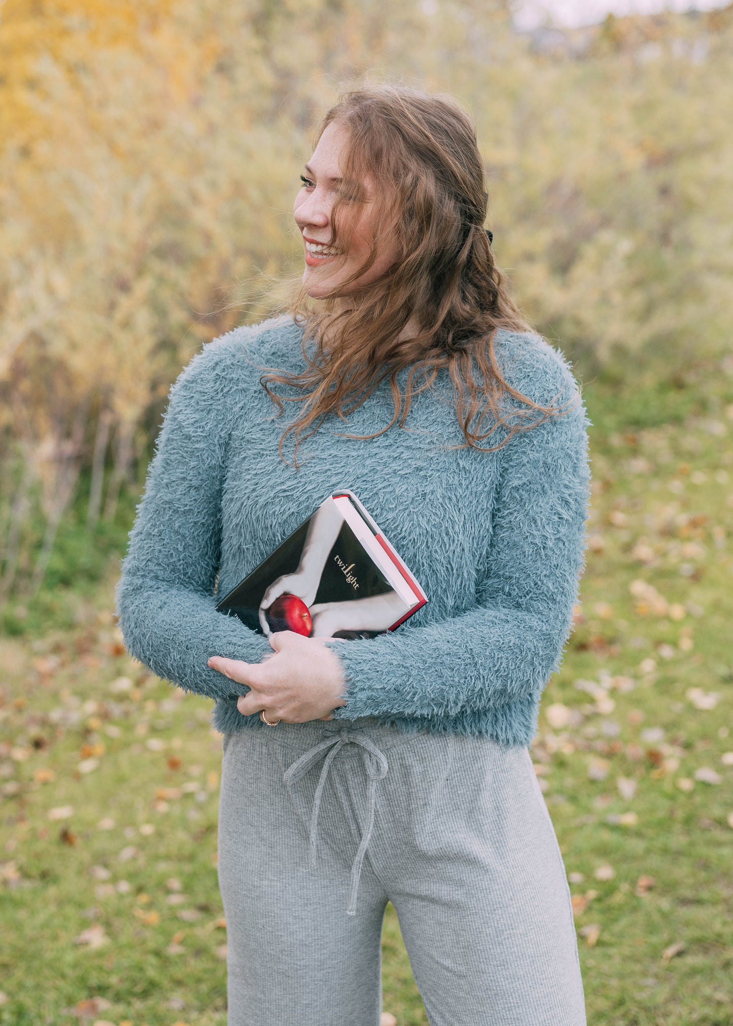 roslyn & rainstorms sweater