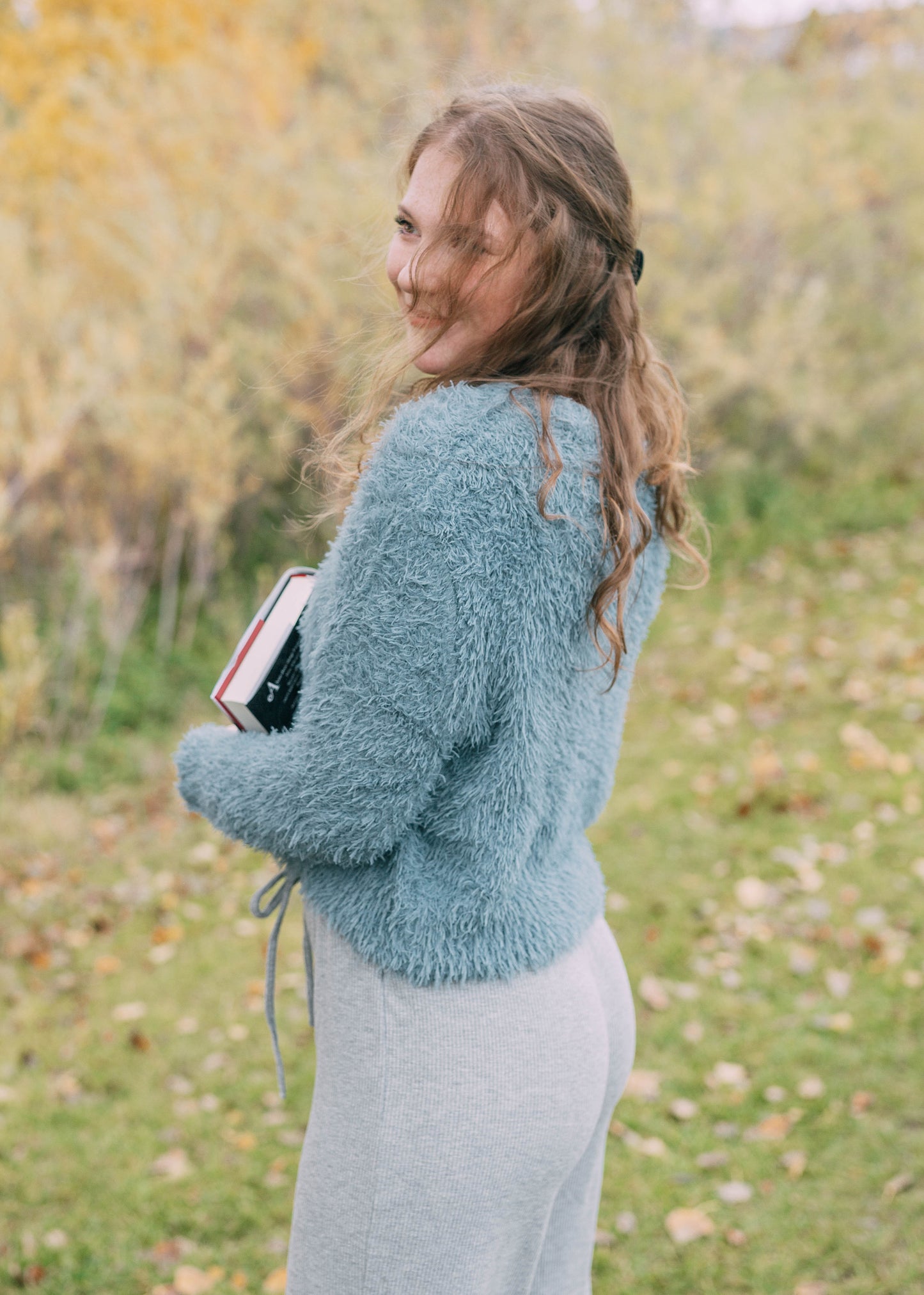 roslyn & rainstorms sweater
