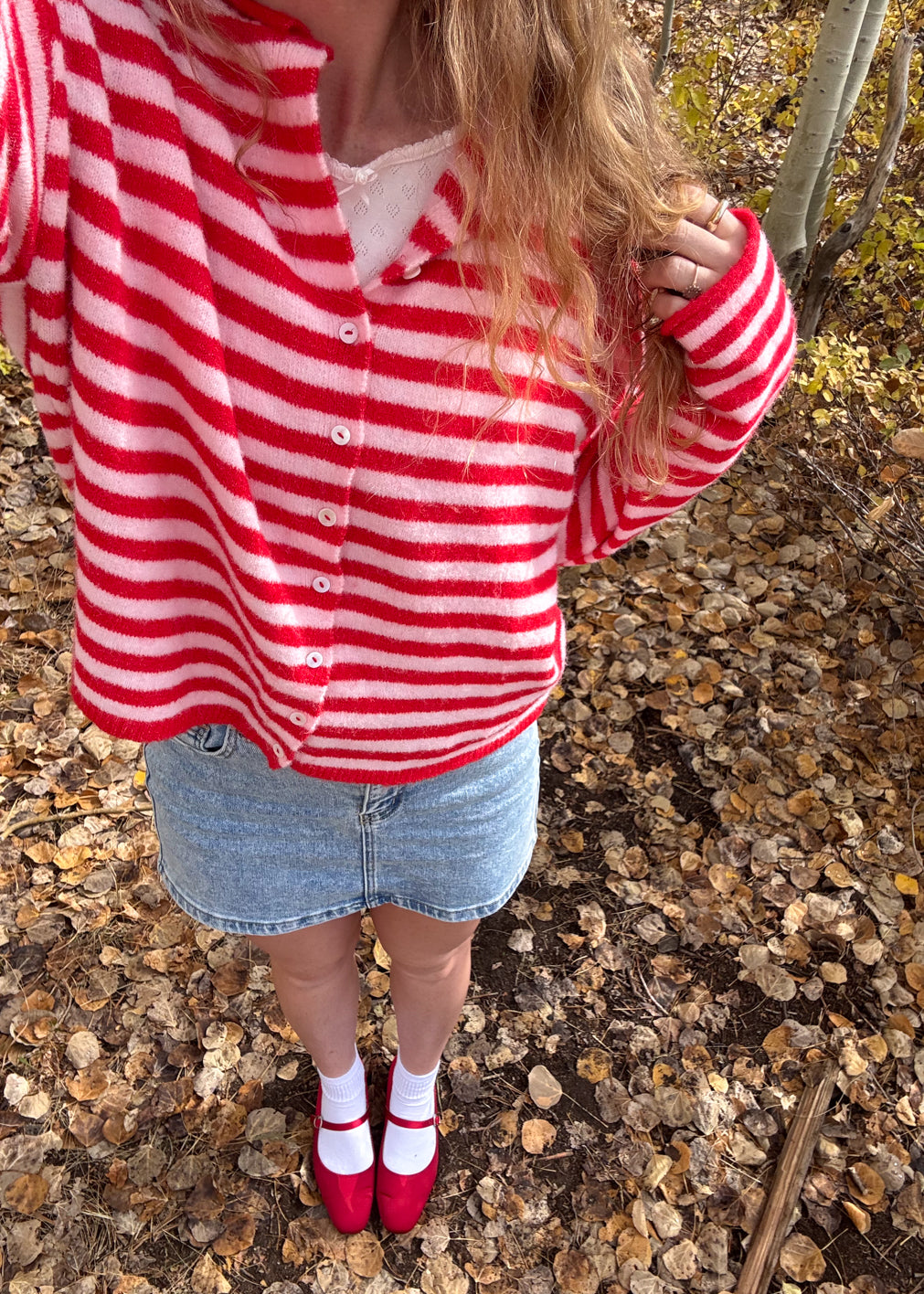 rainy day reader cardigan in pink & red