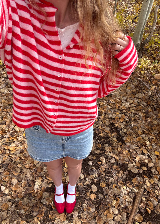 rainy day reader cardigan in pink & red