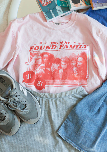 this is my found family tee in pink
