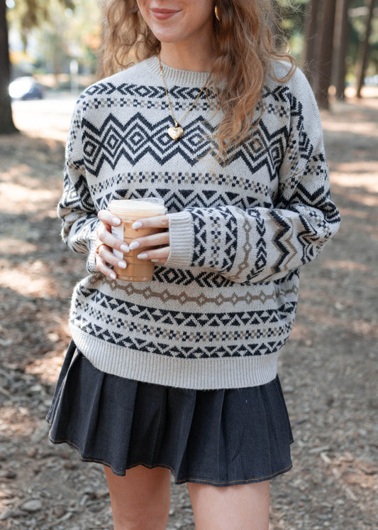 moony sweater