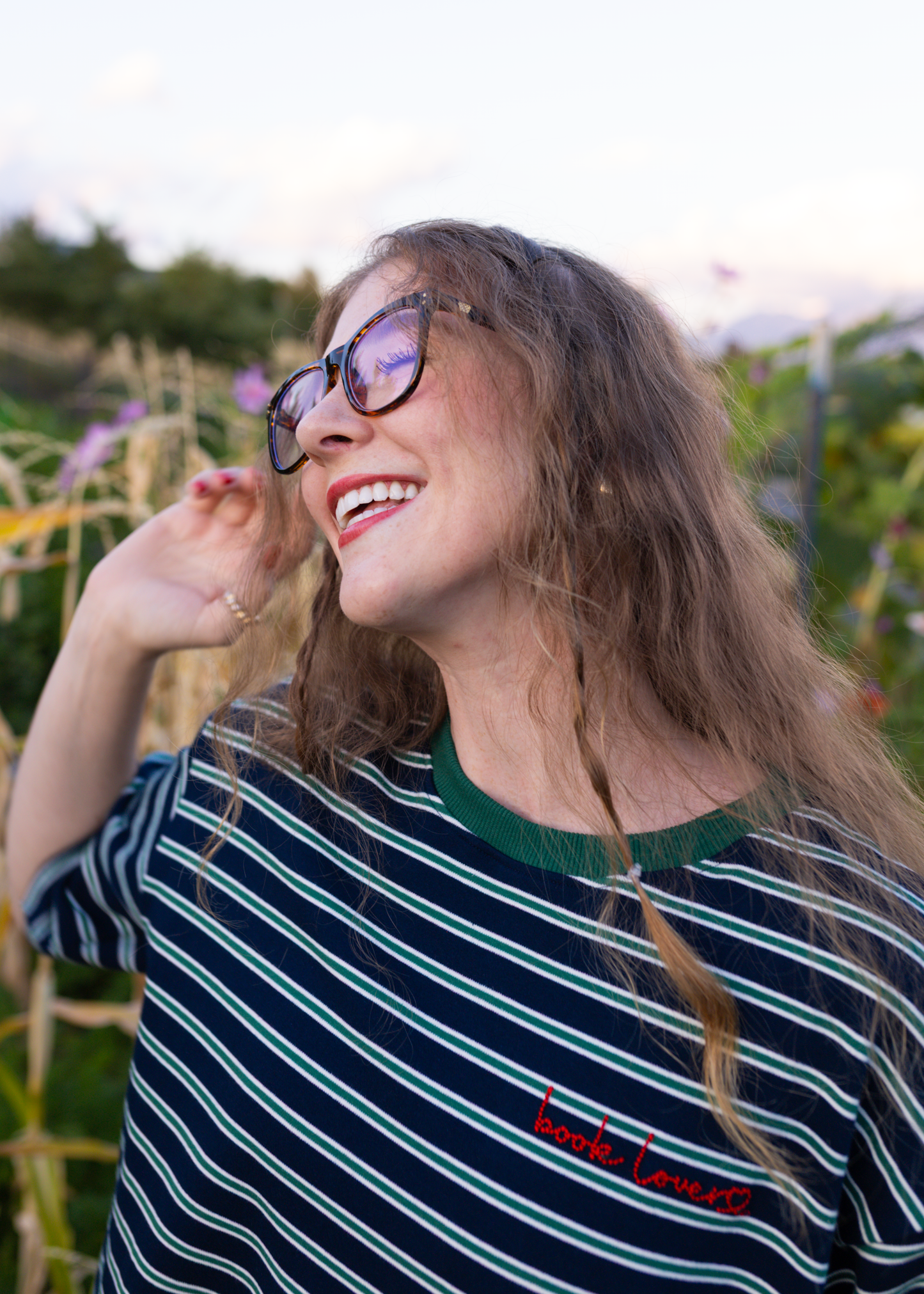 binge read blue light glasses