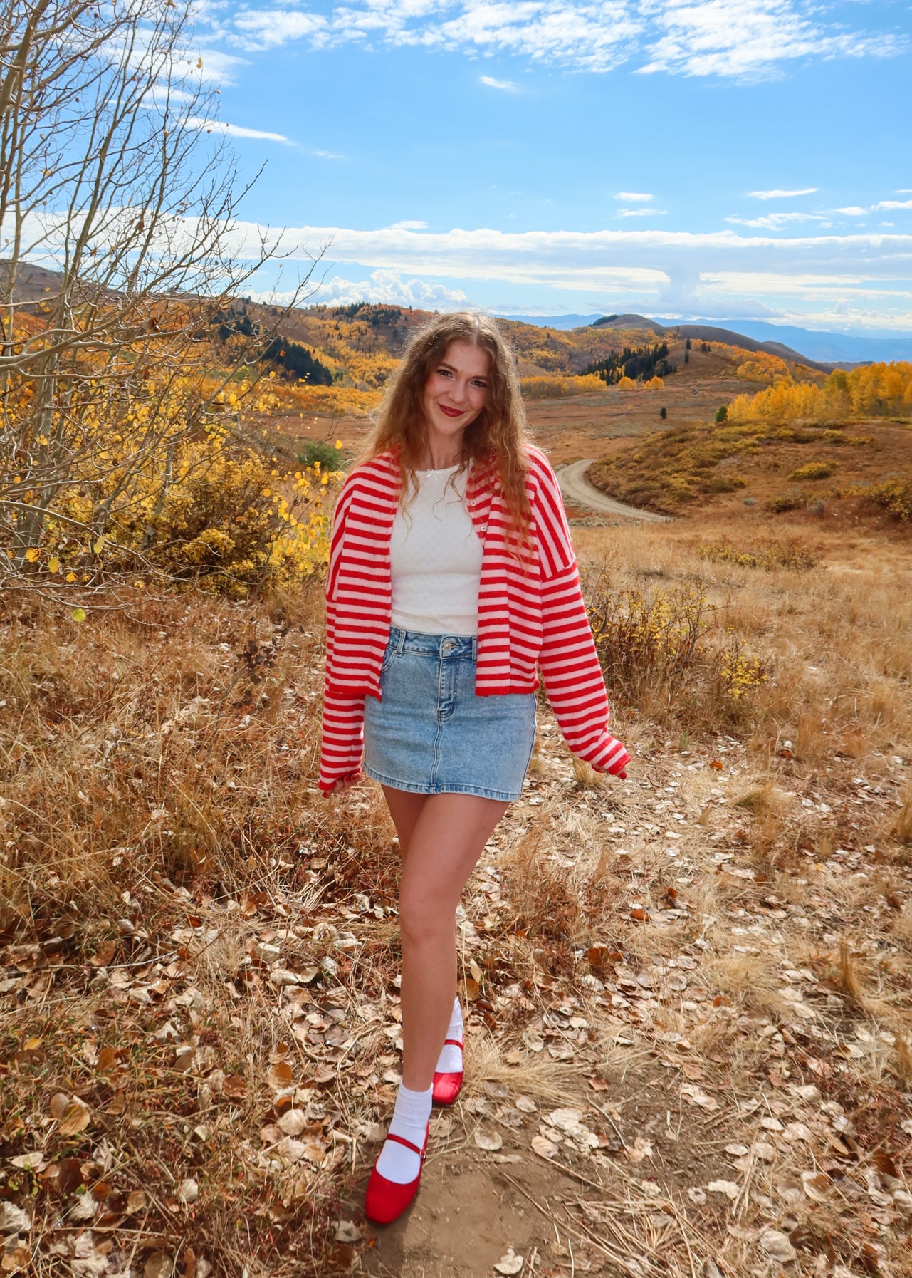 rainy day reader cardigan in pink & red