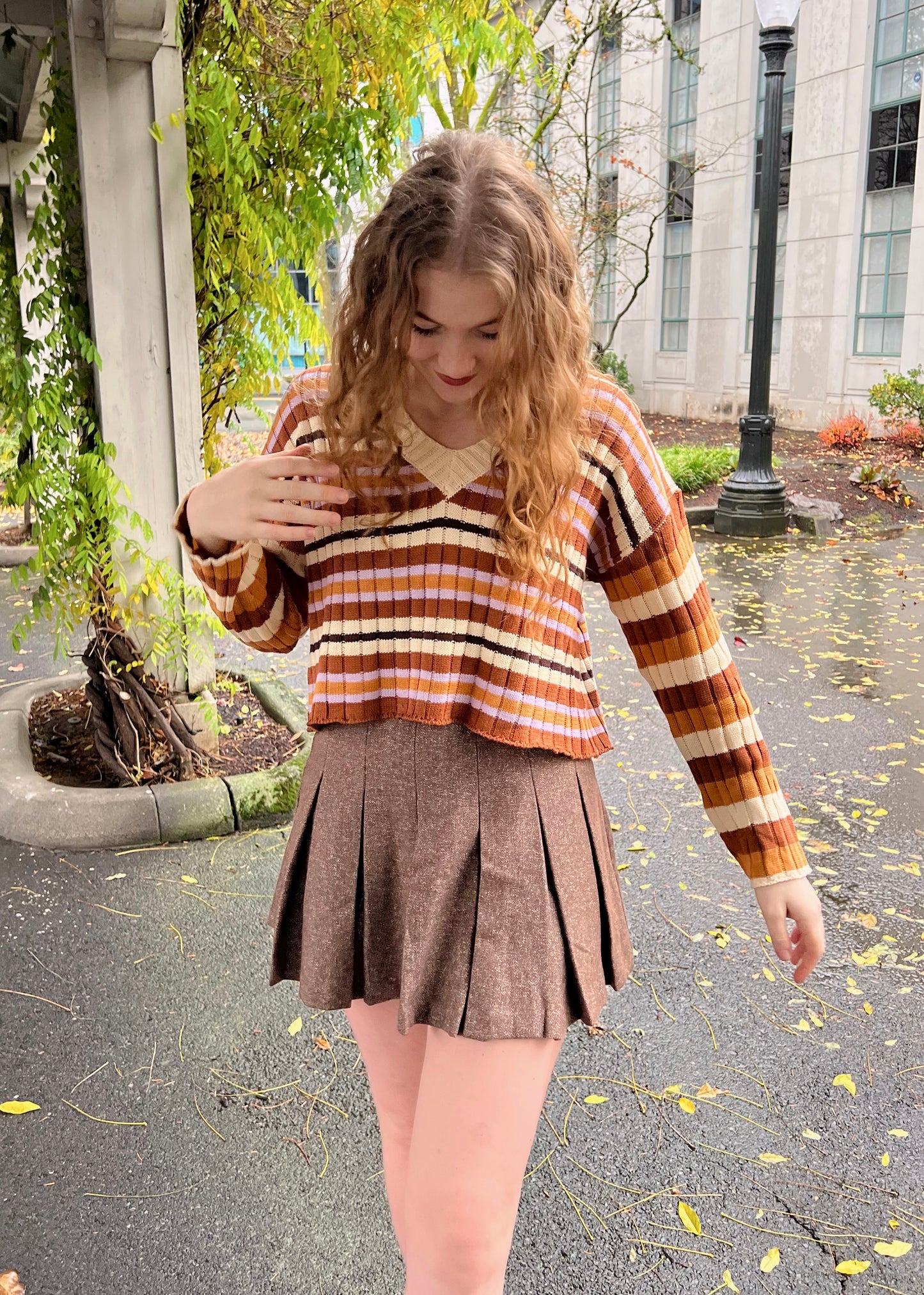 modern day march sister sweater in rust