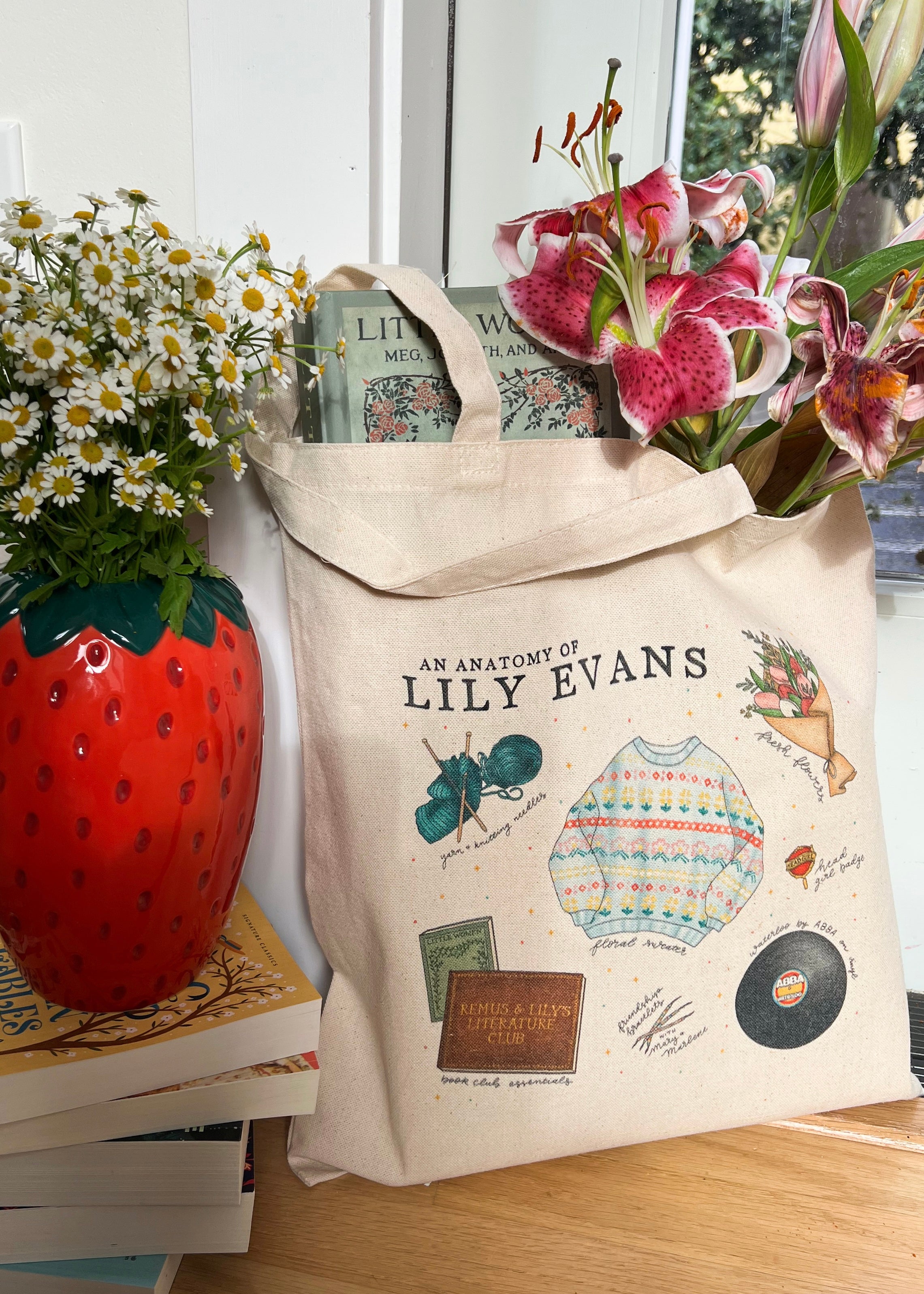 Lily tote bag hot sale